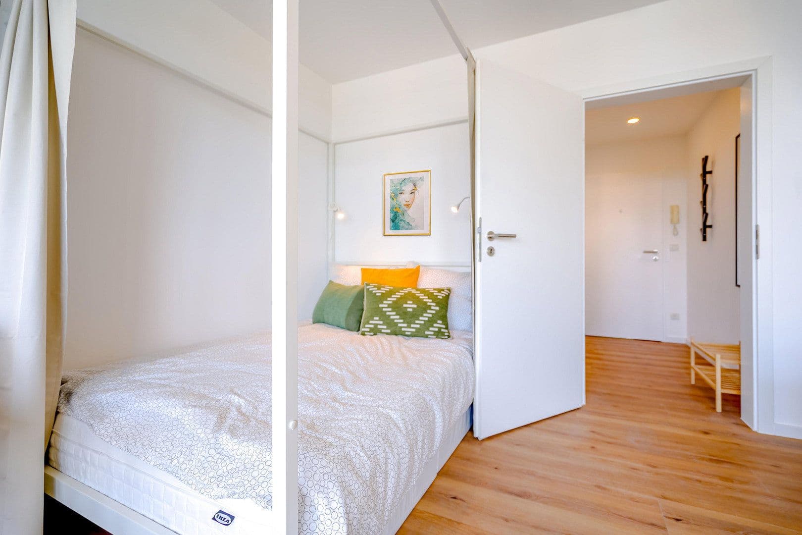 Prenájom bytu 1-izbový 34 m², Sigmund-Freud-Straße 105, Frankfurt, Hesensko Prenájom bytu 1-izbový 34 m², Sigmund-Freud-Straße 105, Frankfurt, Hesensko