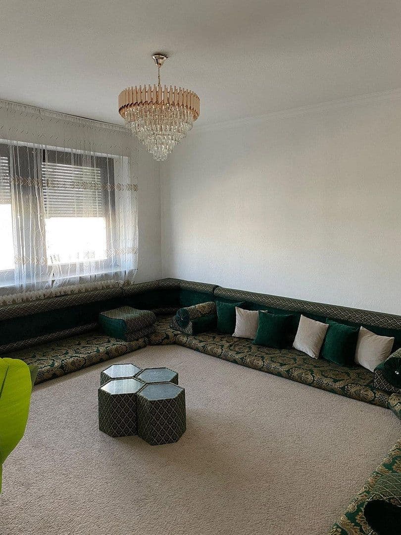 Prenájom bytu 4-izbový 90 m², Bohmter Straße 54, Osnabrück, Dolné Sasko Prenájom bytu 4-izbový 90 m², Bohmter Straße 54, Osnabrück, Dolné Sasko