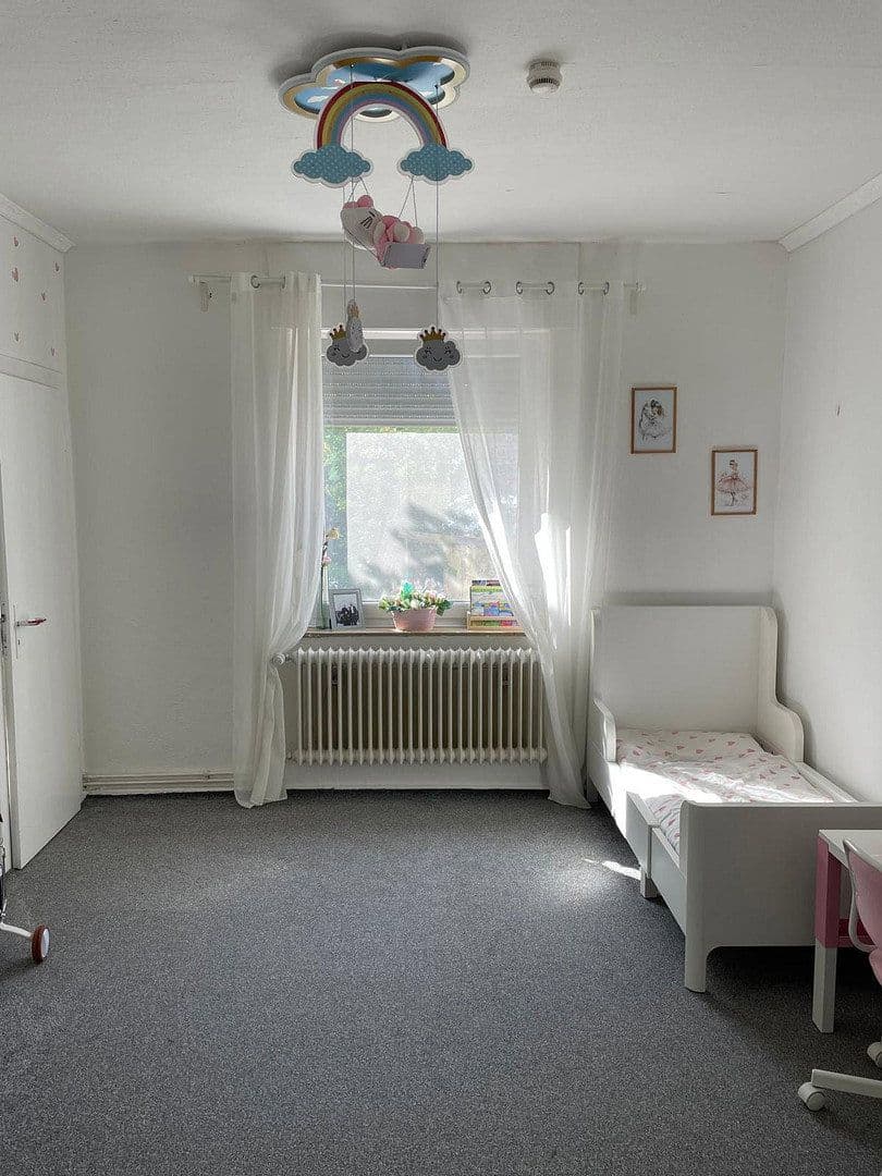 Prenájom bytu 4-izbový 90 m², Bohmter Straße 54, Osnabrück, Dolné Sasko Prenájom bytu 4-izbový 90 m², Bohmter Straße 54, Osnabrück, Dolné Sasko