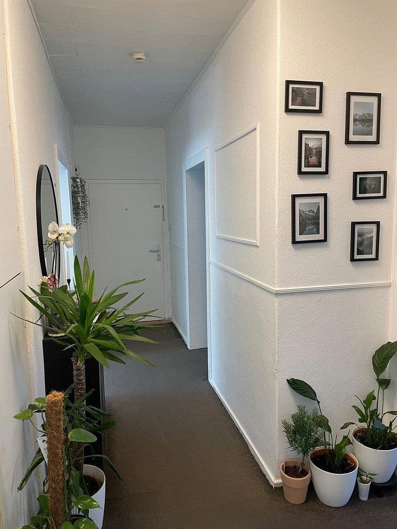 Prenájom bytu 4-izbový 90 m², Bohmter Straße 54, Osnabrück, Dolné Sasko Prenájom bytu 4-izbový 90 m², Bohmter Straße 54, Osnabrück, Dolné Sasko