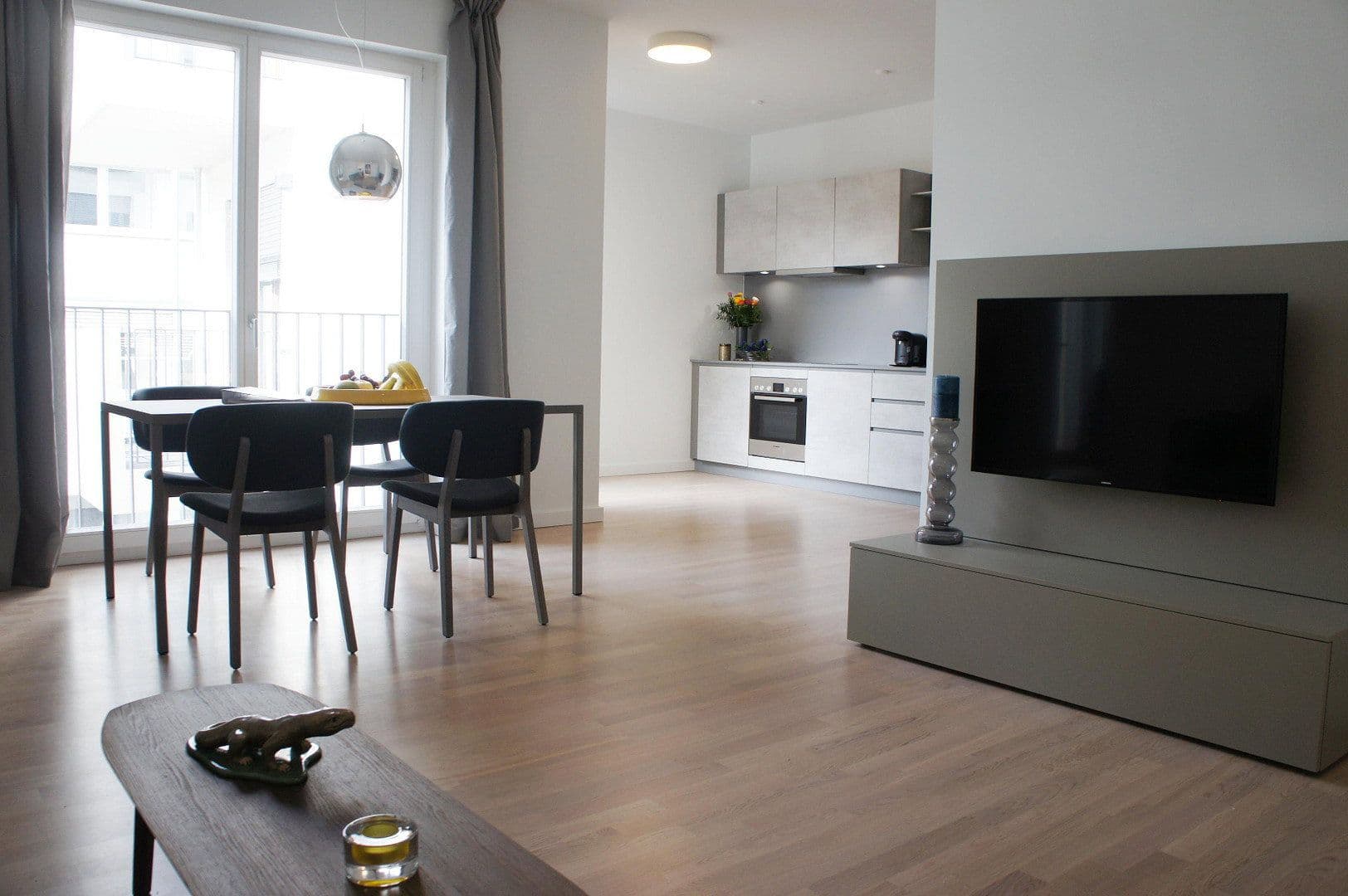 Prenájom bytu 2-izbový 64 m², Chausseestraße 108, Berlin, Berlín Prenájom bytu 2-izbový 64 m², Chausseestraße 108, Berlin, Berlín