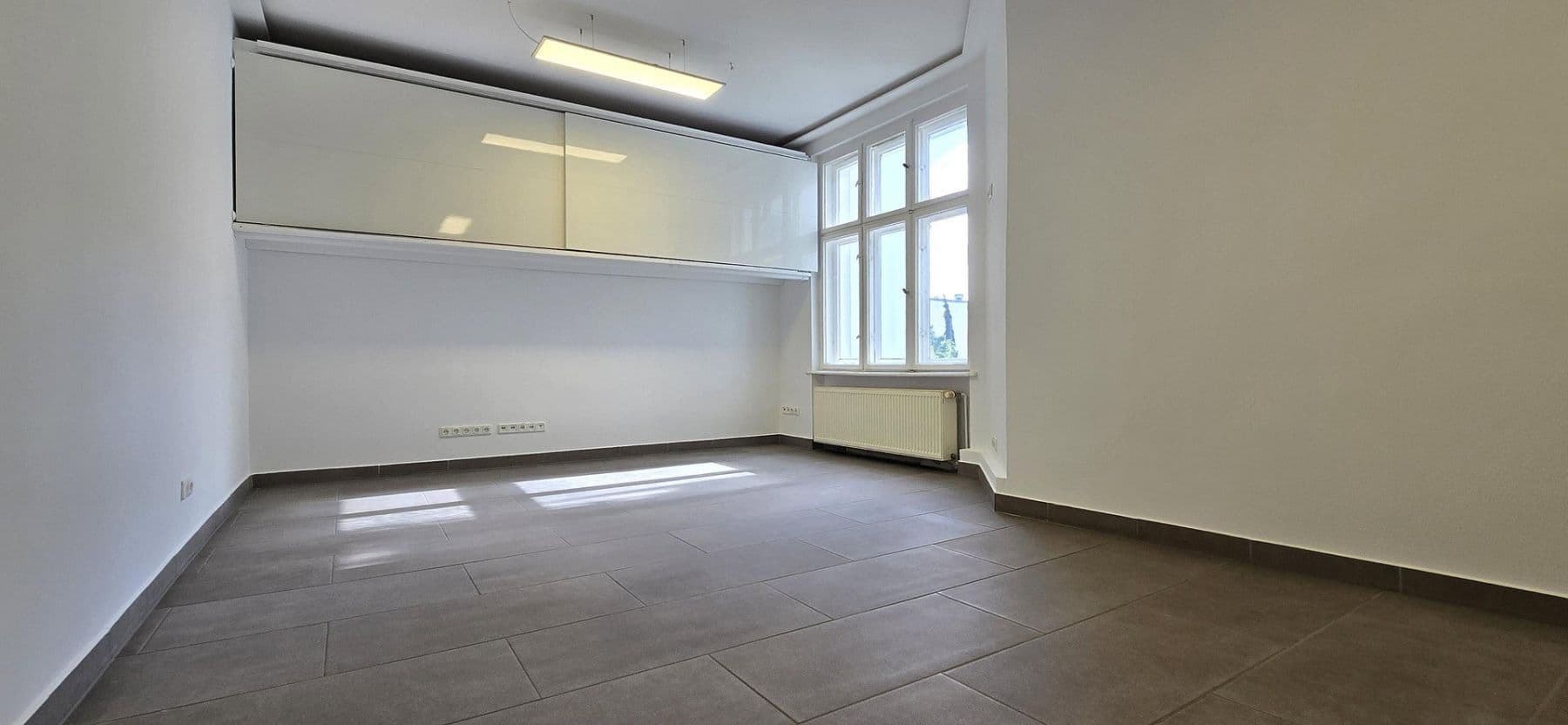 Predaj bytu 2-izbový 78 m², Schlieperstraße 70, Berlin, Berlín Predaj bytu 2-izbový 78 m², Schlieperstraße 70, Berlin, Berlín