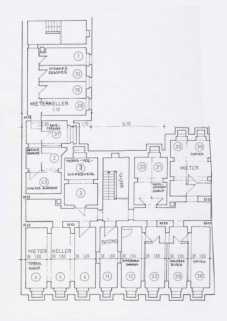 Predaj bytu 2-izbový 78 m², Schlieperstraße 70, Berlin, Berlín Predaj bytu 2-izbový 78 m², Schlieperstraße 70, Berlin, Berlín