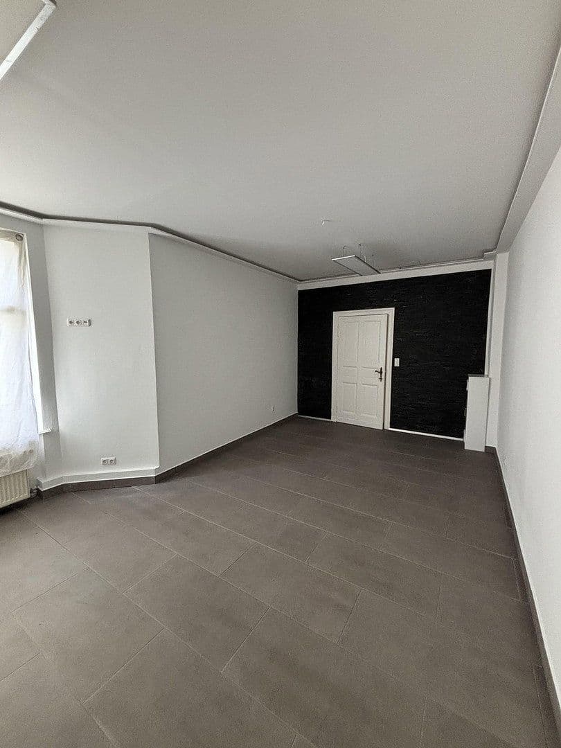 Predaj bytu 2-izbový 78 m², Schlieperstraße 70, Berlin, Berlín Predaj bytu 2-izbový 78 m², Schlieperstraße 70, Berlin, Berlín