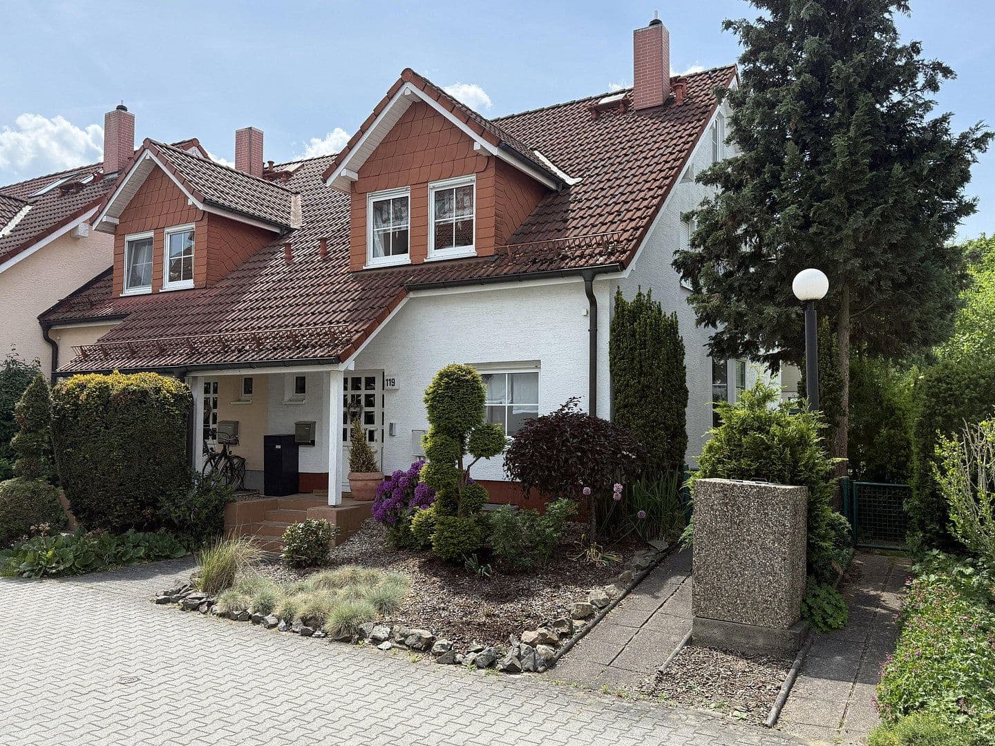 Predaj domu 130 m², pozemek 291 m², Am Weißiger Bach 119, Dresden, Sasko Predaj domu 130 m², pozemek 291 m², Am Weißiger Bach 119, Dresden, Sasko