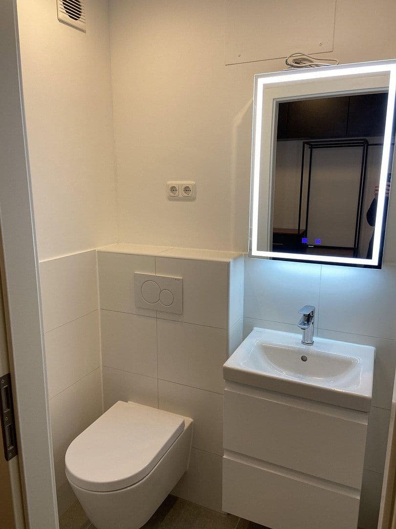 Prenájom bytu 1-izbový 22 m², Türkenstraße 80, München, Bavorsko Prenájom bytu 1-izbový 22 m², Türkenstraße 80, München, Bavorsko
