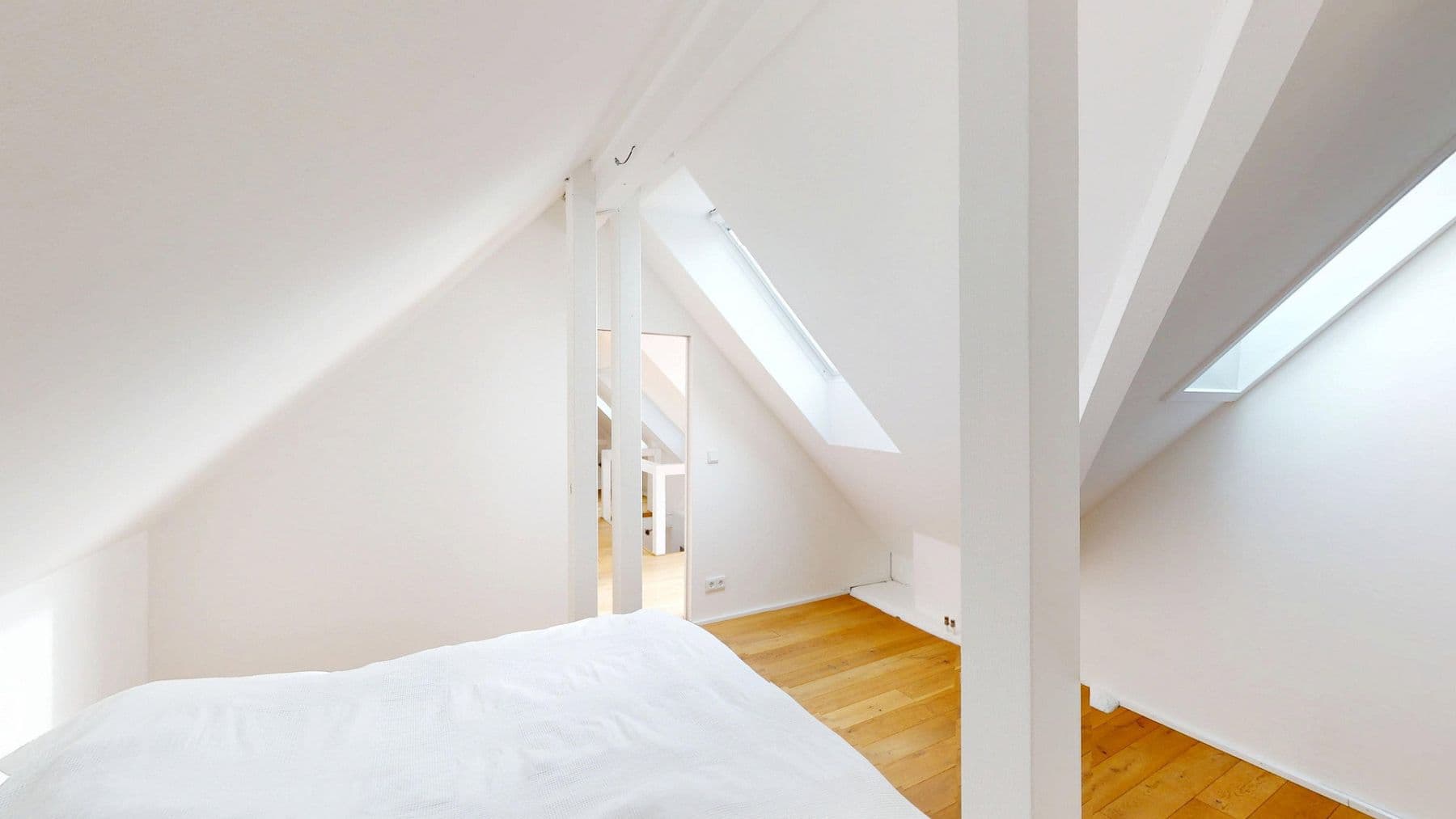 Predaj bytu 4-izbový 163 m², München, Bavorsko Predaj bytu 4-izbový 163 m², München, Bavorsko