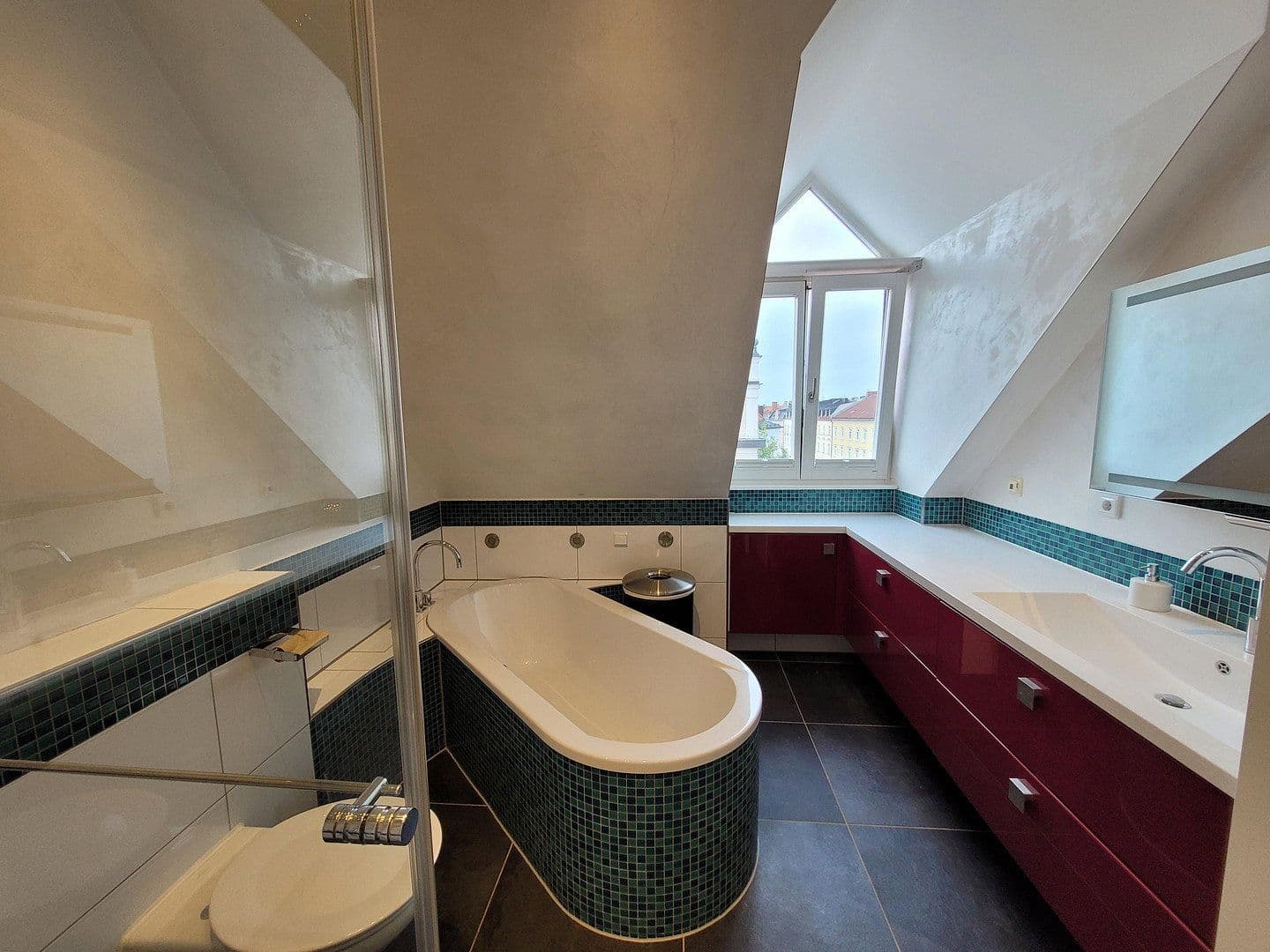 Predaj bytu 4-izbový 163 m², München, Bavorsko Predaj bytu 4-izbový 163 m², München, Bavorsko
