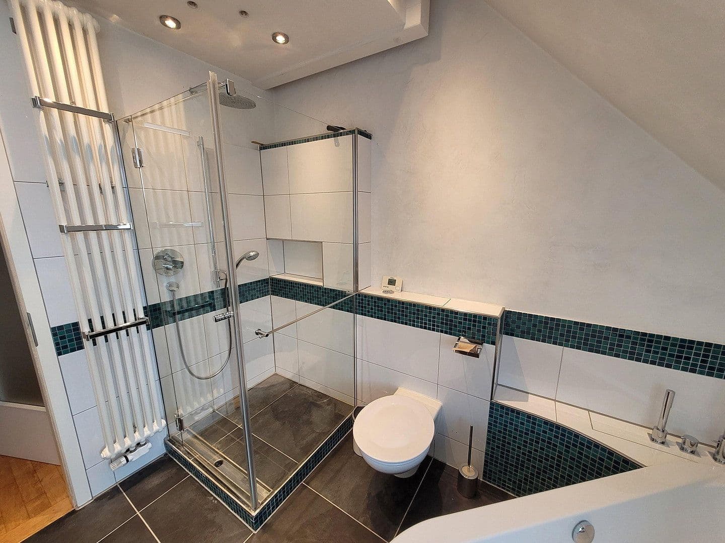 Predaj bytu 4-izbový 163 m², München, Bavorsko Predaj bytu 4-izbový 163 m², München, Bavorsko