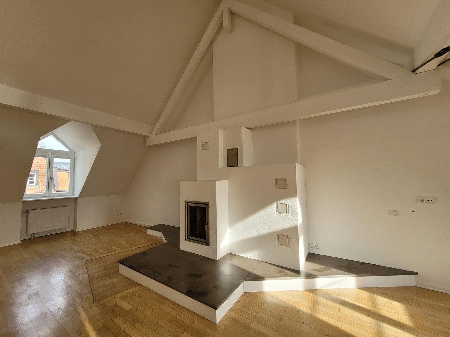 Predaj bytu 4-izbový 163 m², München, Bavorsko Predaj bytu 4-izbový 163 m², München, Bavorsko