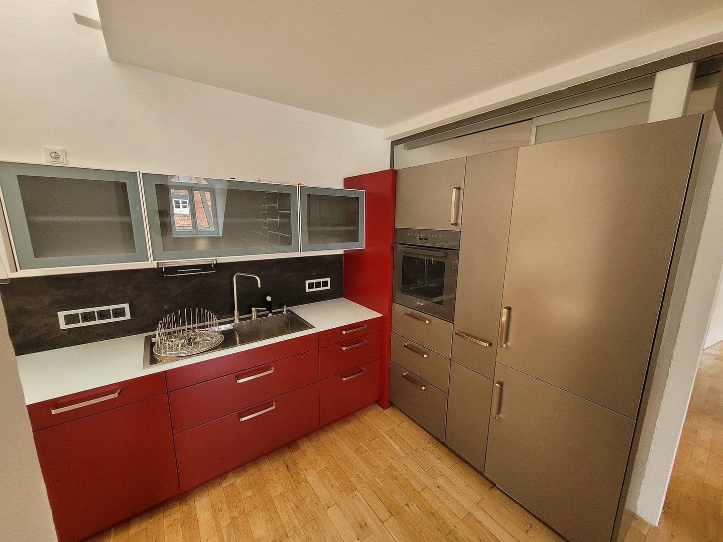 Predaj bytu 4-izbový 163 m², München, Bavorsko Predaj bytu 4-izbový 163 m², München, Bavorsko