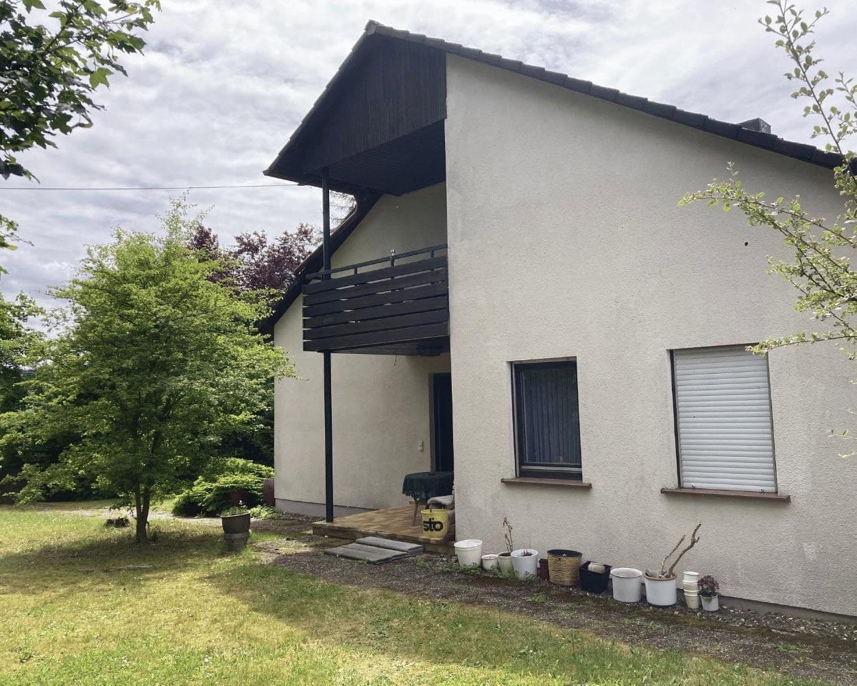 Predaj domu 180 m², pozemek 975 m², Sulzdorf an der Lederhecke, Bavorsko Predaj domu 180 m², pozemek 975 m², Sulzdorf an der Lederhecke, Bavorsko