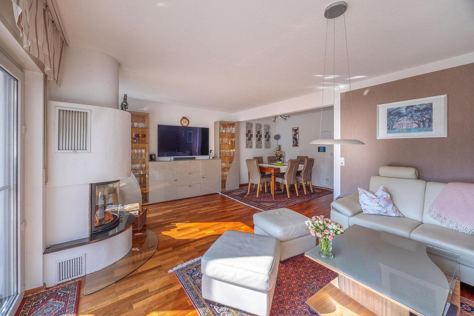 Predaj domu 128 m², pozemek 193 m², Weinheim, Bádensko-Wurttembersko Predaj domu 128 m², pozemek 193 m², Weinheim, Bádensko-Wurttembersko