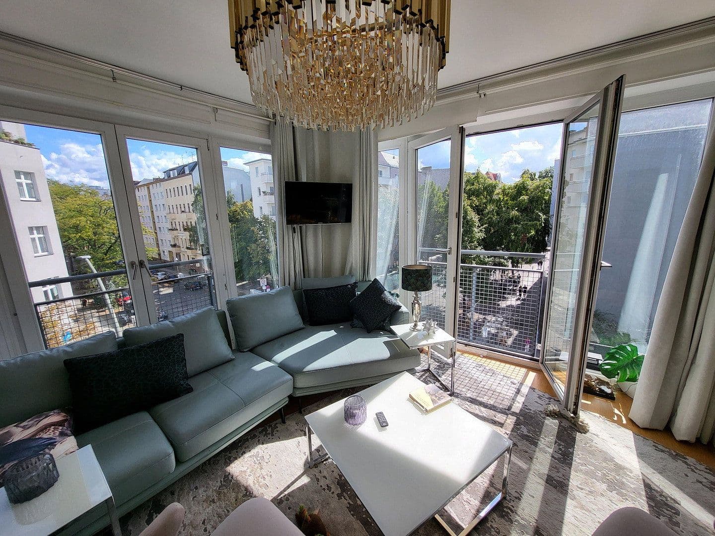 Predaj bytu 2-izbový 63 m², Berlin, Berlín Predaj bytu 2-izbový 63 m², Berlin, Berlín