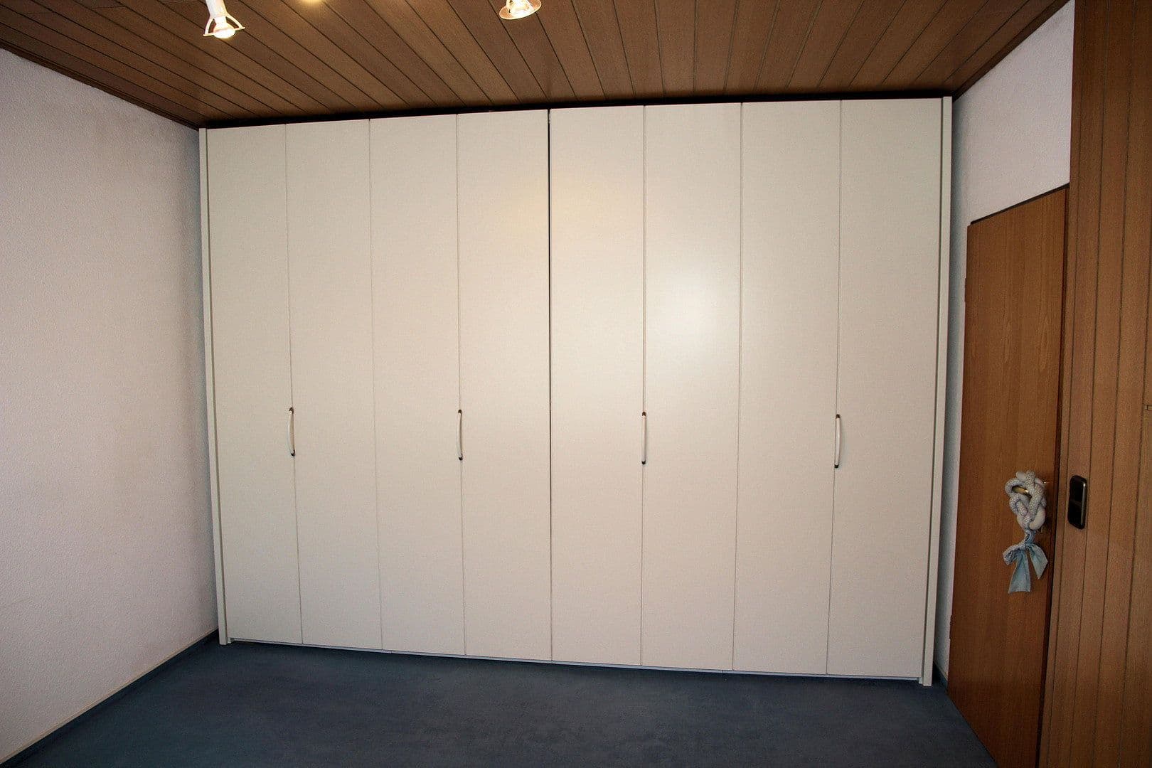 Predaj domu 151 m², pozemek 301 m², Bad Nauheim, Hesensko Predaj domu 151 m², pozemek 301 m², Bad Nauheim, Hesensko