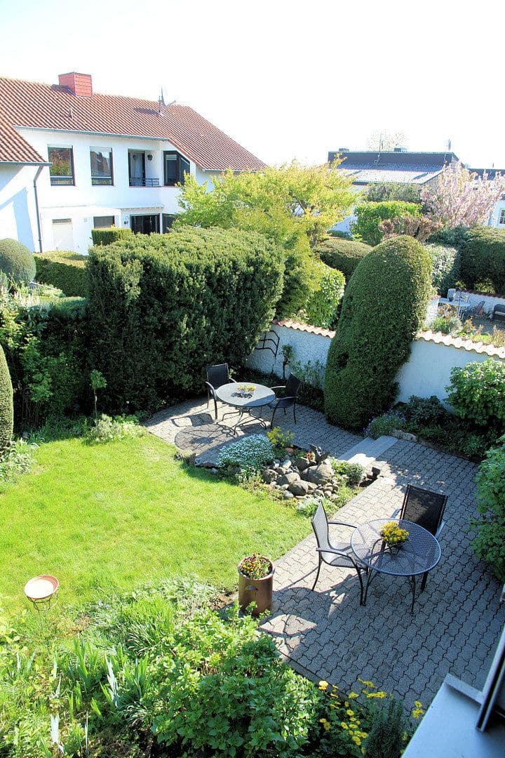 Predaj domu 151 m², pozemek 301 m², Bad Nauheim, Hesensko Predaj domu 151 m², pozemek 301 m², Bad Nauheim, Hesensko