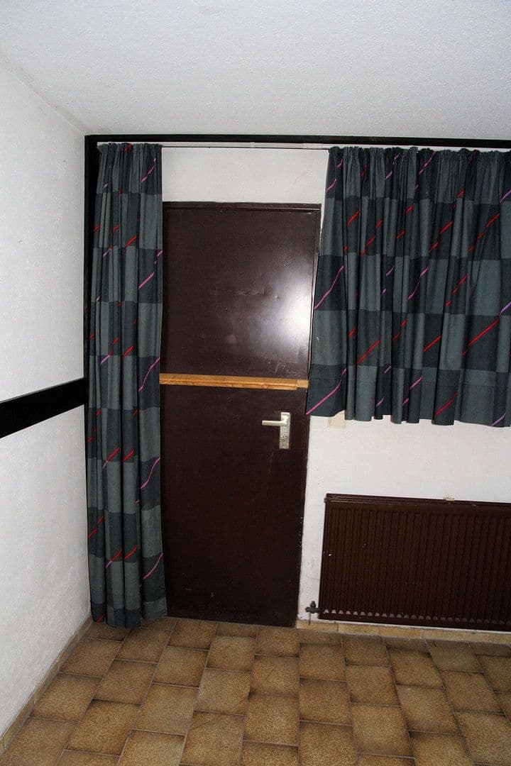 Predaj domu 151 m², pozemek 301 m², Bad Nauheim, Hesensko Predaj domu 151 m², pozemek 301 m², Bad Nauheim, Hesensko