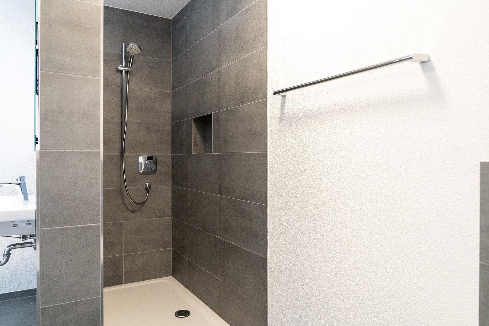 Prenájom bytu 3-izbový 101 m², Dietenheim, Bádensko-Wurttembersko Prenájom bytu 3-izbový 101 m², Dietenheim, Bádensko-Wurttembersko