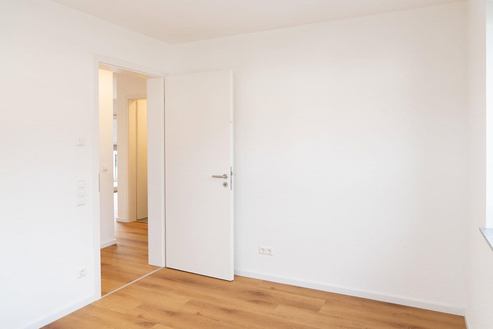 Prenájom bytu 3-izbový 101 m², Dietenheim, Bádensko-Wurttembersko Prenájom bytu 3-izbový 101 m², Dietenheim, Bádensko-Wurttembersko