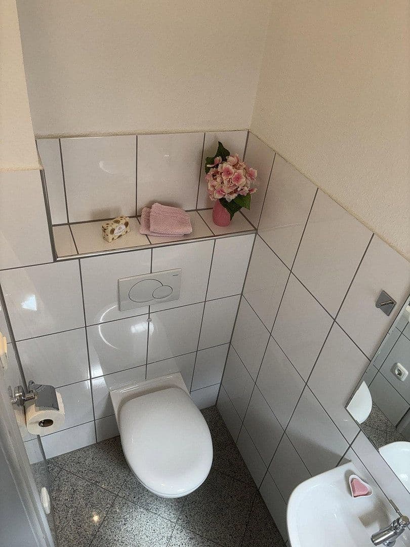 Predaj domu 134 m², pozemek 721 m², Ludwigshafen am Rhein, Porýnie-Falcko Predaj domu 134 m², pozemek 721 m², Ludwigshafen am Rhein, Porýnie-Falcko