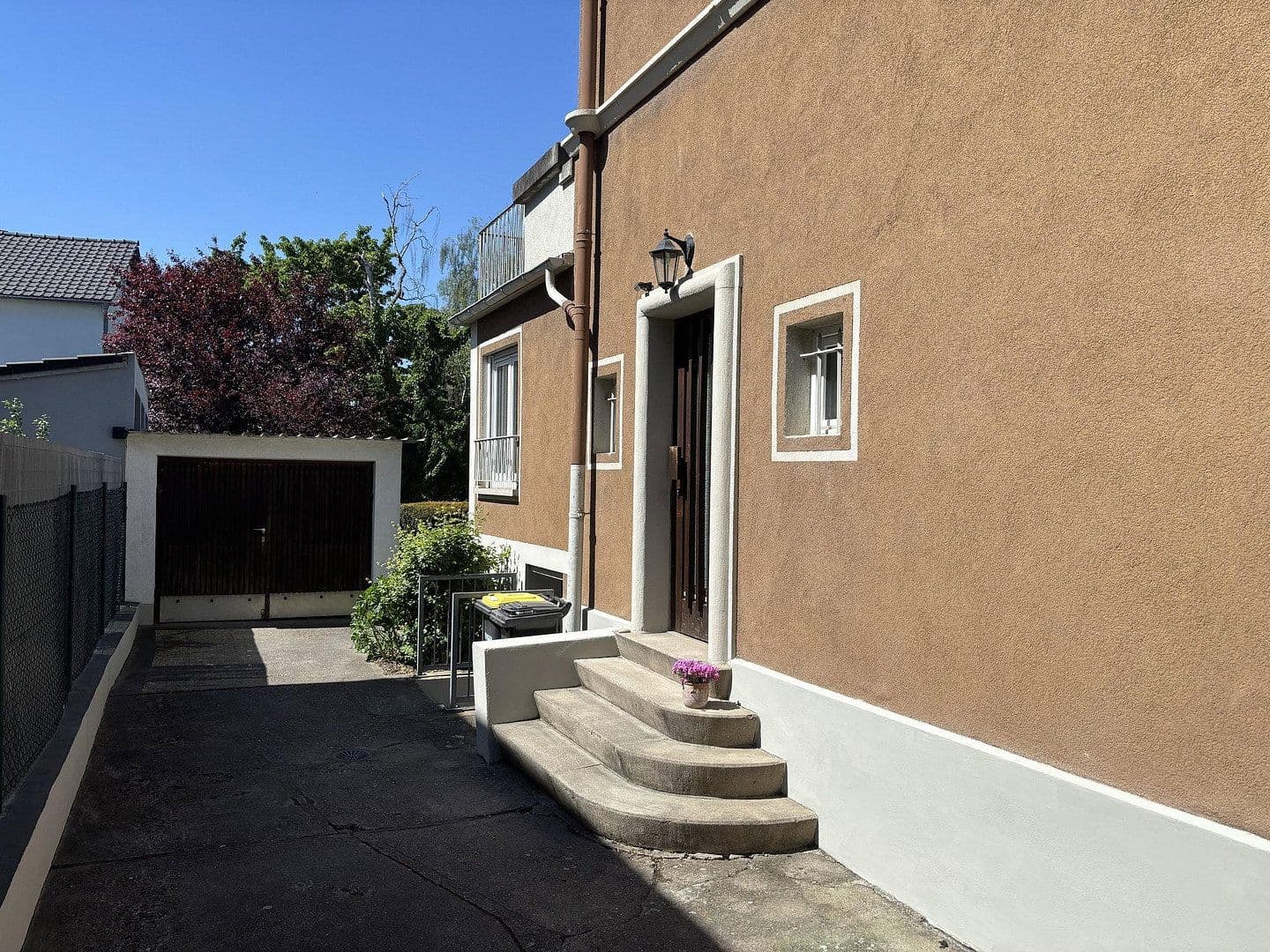 Predaj domu 134 m², pozemek 721 m², Ludwigshafen am Rhein, Porýnie-Falcko Predaj domu 134 m², pozemek 721 m², Ludwigshafen am Rhein, Porýnie-Falcko