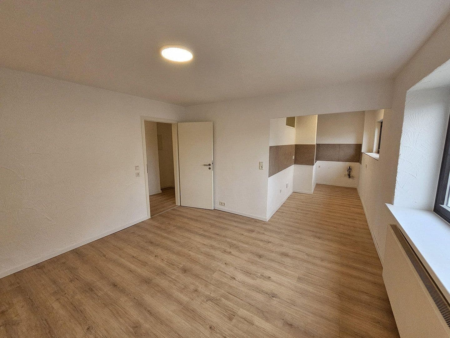 Prenájom bytu 2-izbový 48 m², Brückenstraße 26, Schiffweiler, Sársko Prenájom bytu 2-izbový 48 m², Brückenstraße 26, Schiffweiler, Sársko