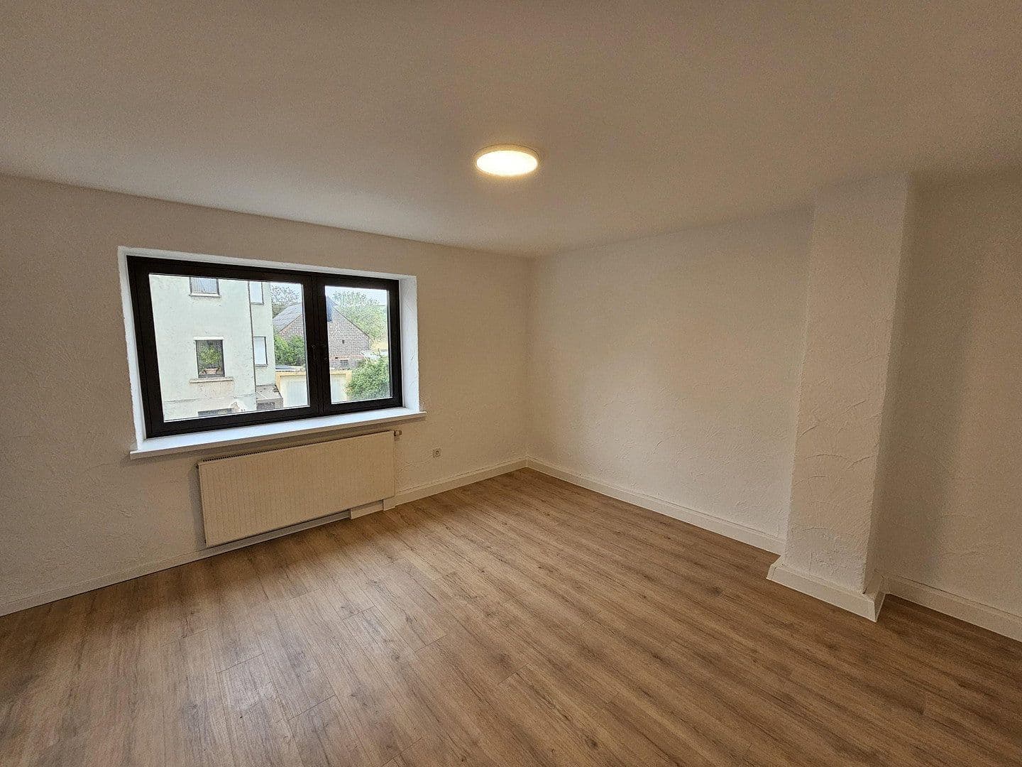 Prenájom bytu 2-izbový 48 m², Brückenstraße 26, Schiffweiler, Sársko Prenájom bytu 2-izbový 48 m², Brückenstraße 26, Schiffweiler, Sársko