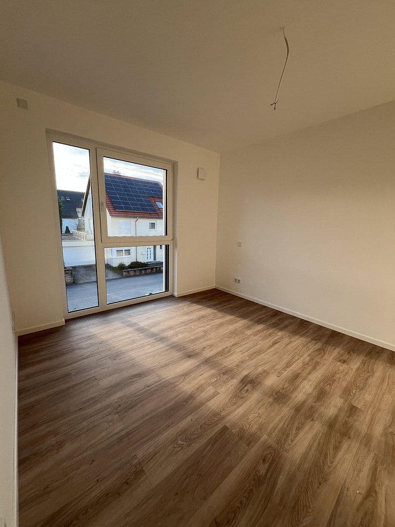 Prenájom bytu 2-izbový 55 m², Würzburger Straße 37, Stockstadt am Main, Bavorsko Prenájom bytu 2-izbový 55 m², Würzburger Straße 37, Stockstadt am Main, Bavorsko
