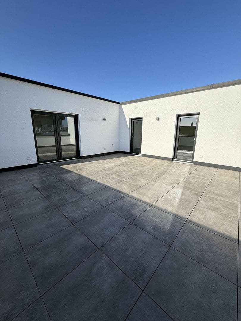 Prenájom bytu 5-izbový 134 m², Würzburger Straße 37, Erlensee, Hesensko Prenájom bytu 5-izbový 134 m², Würzburger Straße 37, Erlensee, Hesensko
