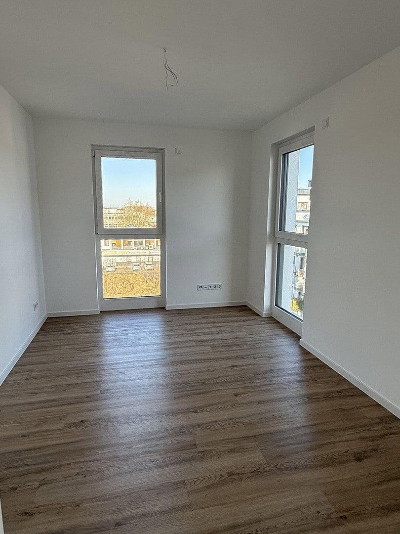 Prenájom bytu 5-izbový 134 m², Würzburger Straße 37, Erlensee, Hesensko Prenájom bytu 5-izbový 134 m², Würzburger Straße 37, Erlensee, Hesensko