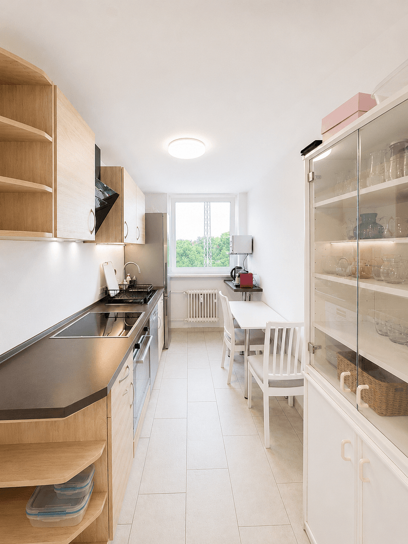 Prenájom bytu 1-izbový 80 m², Wundtstr, München, Bavorsko Prenájom bytu 1-izbový 80 m², Wundtstr, München, Bavorsko