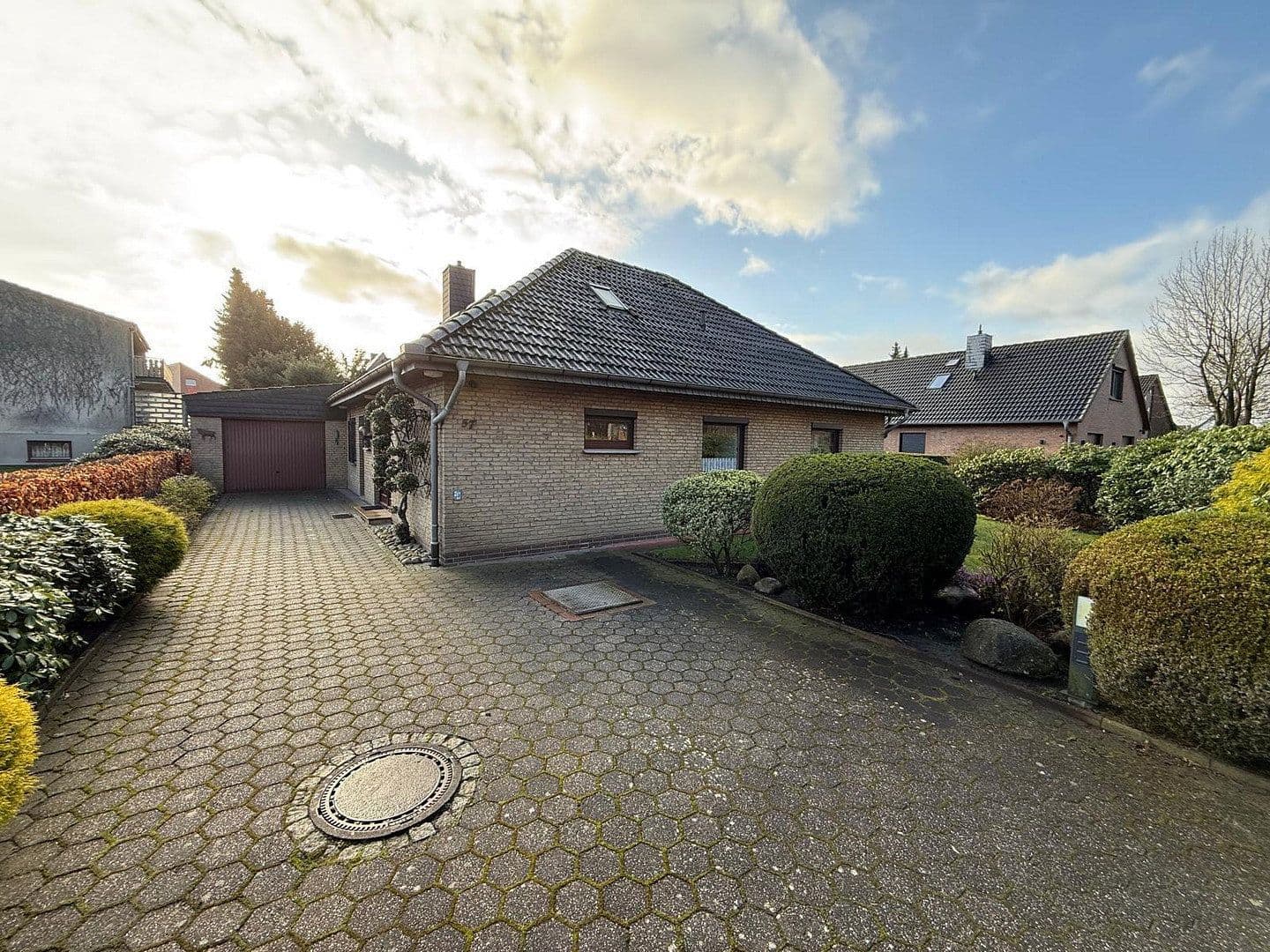 Predaj domu 208 m², pozemek 646 m², Schwanewede, Dolné Sasko Predaj domu 208 m², pozemek 646 m², Schwanewede, Dolné Sasko