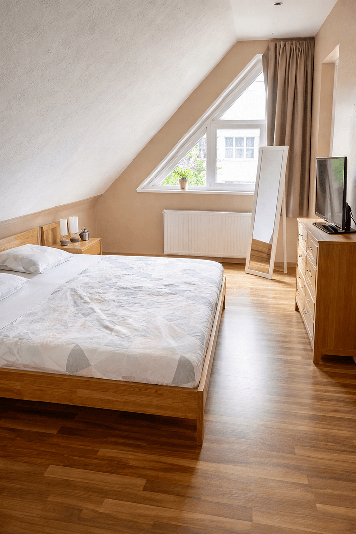 Predaj domu 155 m², pozemek 208 m², Groß-Zimmern, Hesensko Predaj domu 155 m², pozemek 208 m², Groß-Zimmern, Hesensko