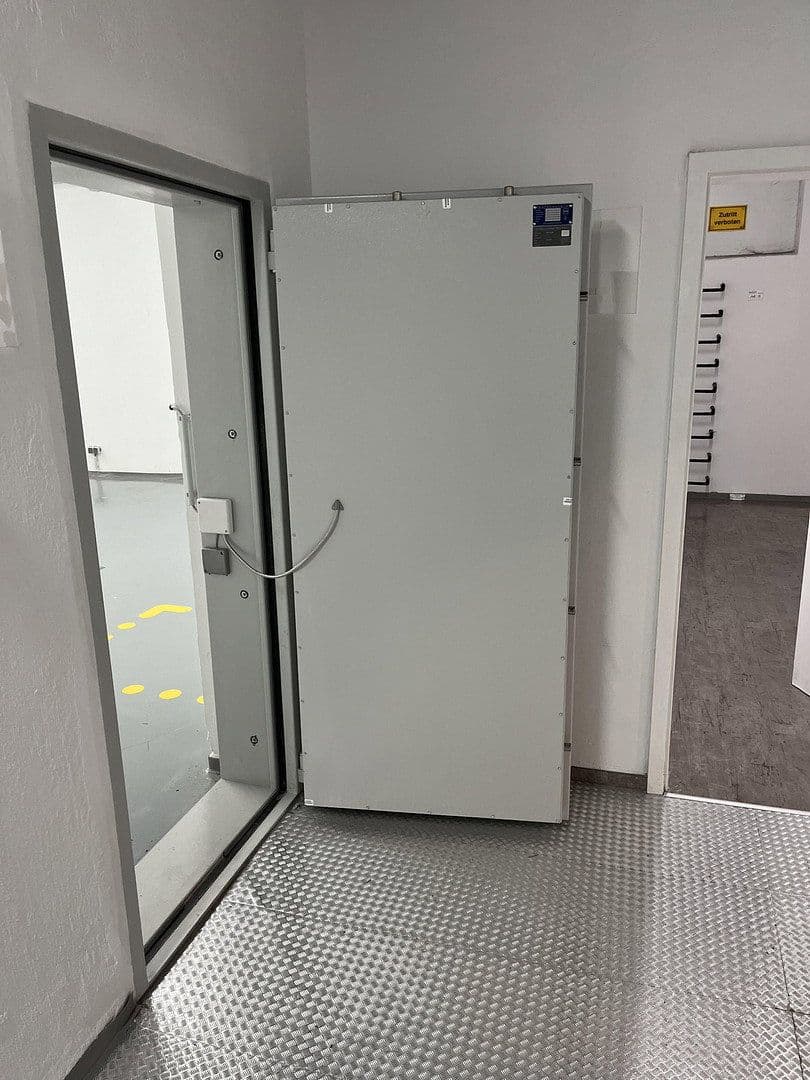 Prenájom nebytového priestoru 60 m², Burscheid, Severné Porýnie - Westfálsko Prenájom nebytového priestoru 60 m², Burscheid, Severné Porýnie - Westfálsko