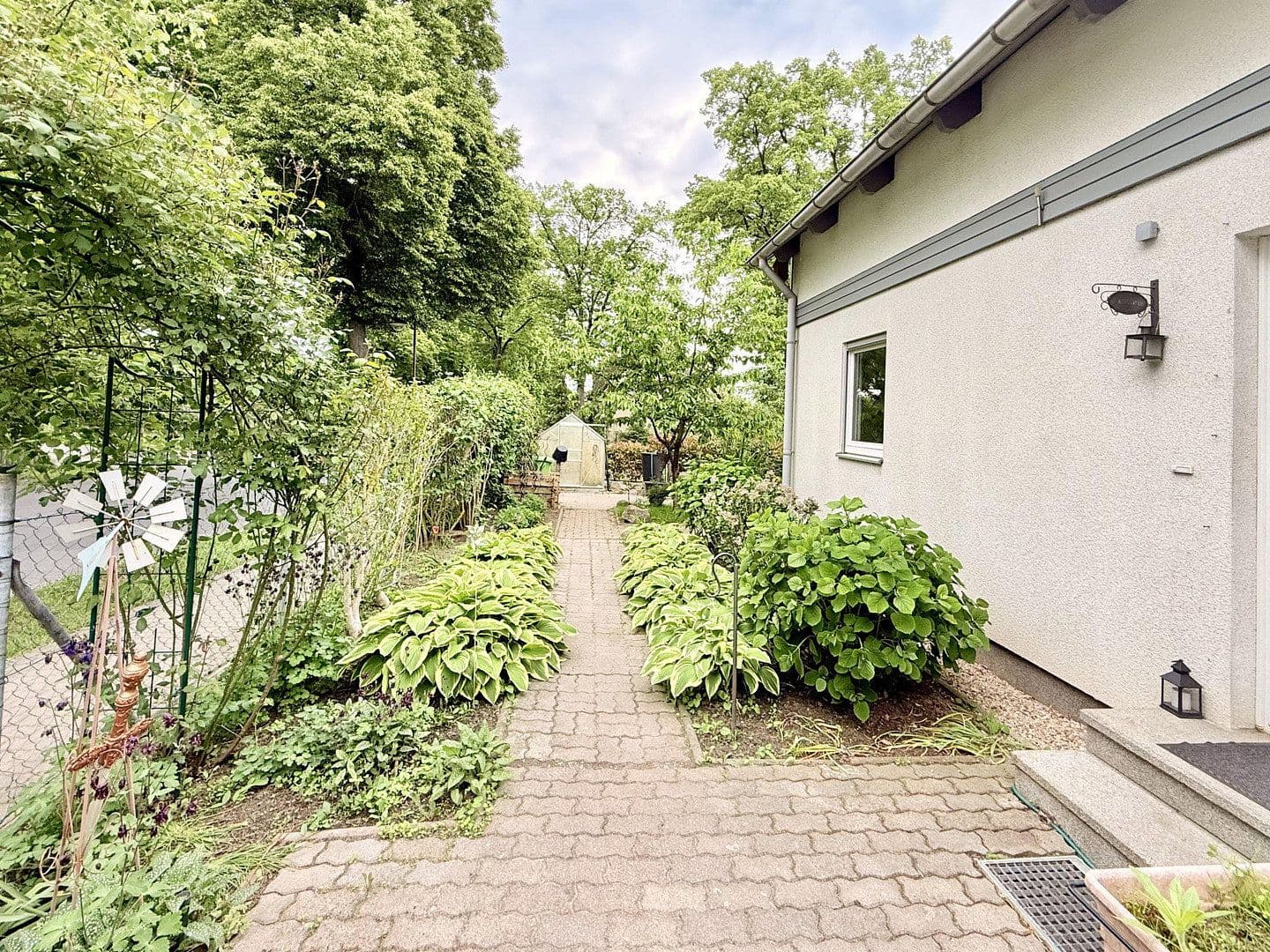 Predaj domu 119 m², pozemek 399 m², Neuenhagen bei Berlin, Brandenbursko Predaj domu 119 m², pozemek 399 m², Neuenhagen bei Berlin, Brandenbursko
