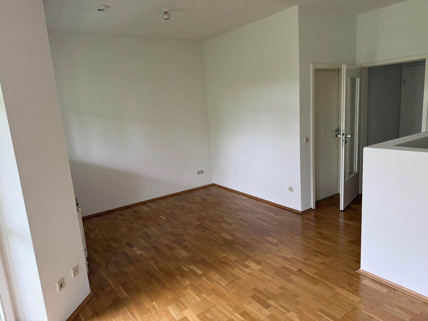 Prenájom bytu 1-izbový 37 m², Barleben, Sasko-Anhaltsko Prenájom bytu 1-izbový 37 m², Barleben, Sasko-Anhaltsko
