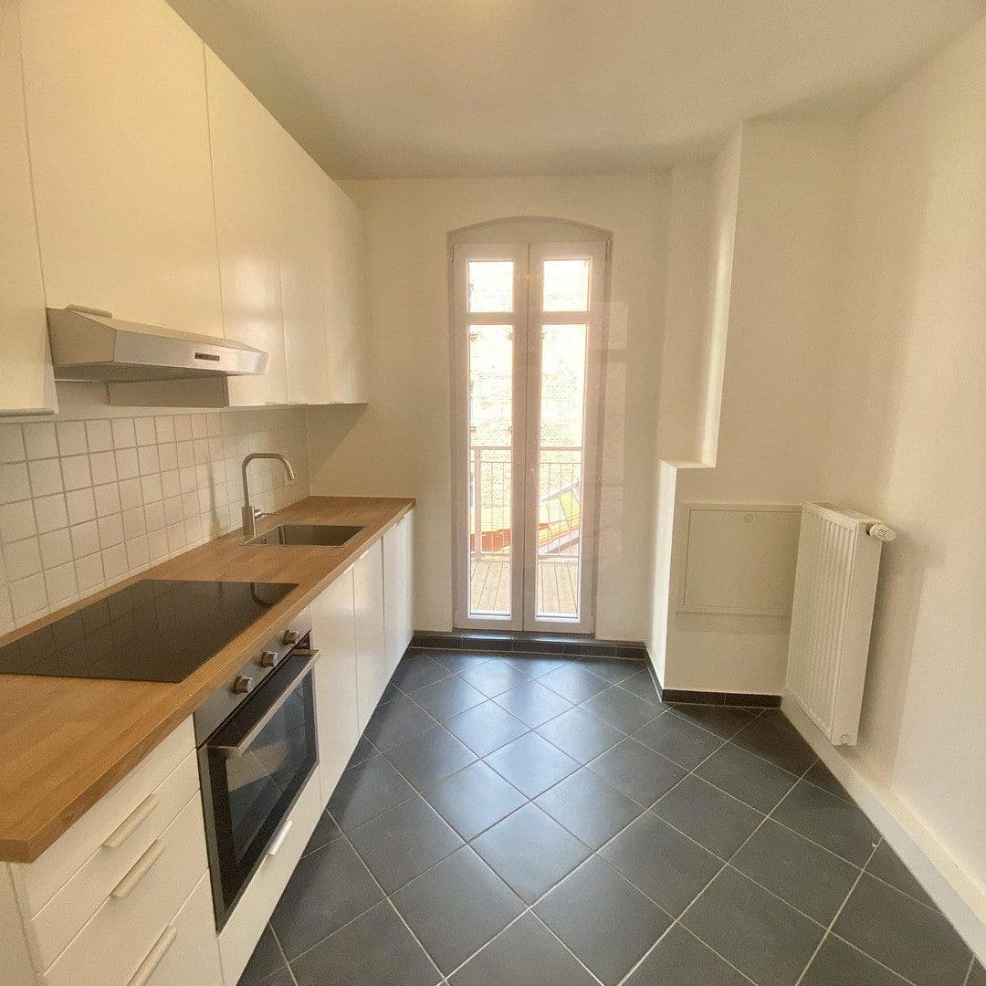 Prenájom bytu 3-izbový 60 m², Reichstr. 0, Nürnberg, Bavorsko Prenájom bytu 3-izbový 60 m², Reichstr. 0, Nürnberg, Bavorsko
