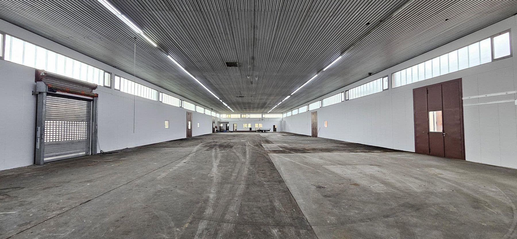 Prenájom nebytového priestoru 435 m², Hohberg, Bádensko-Wurttembersko Prenájom nebytového priestoru 435 m², Hohberg, Bádensko-Wurttembersko