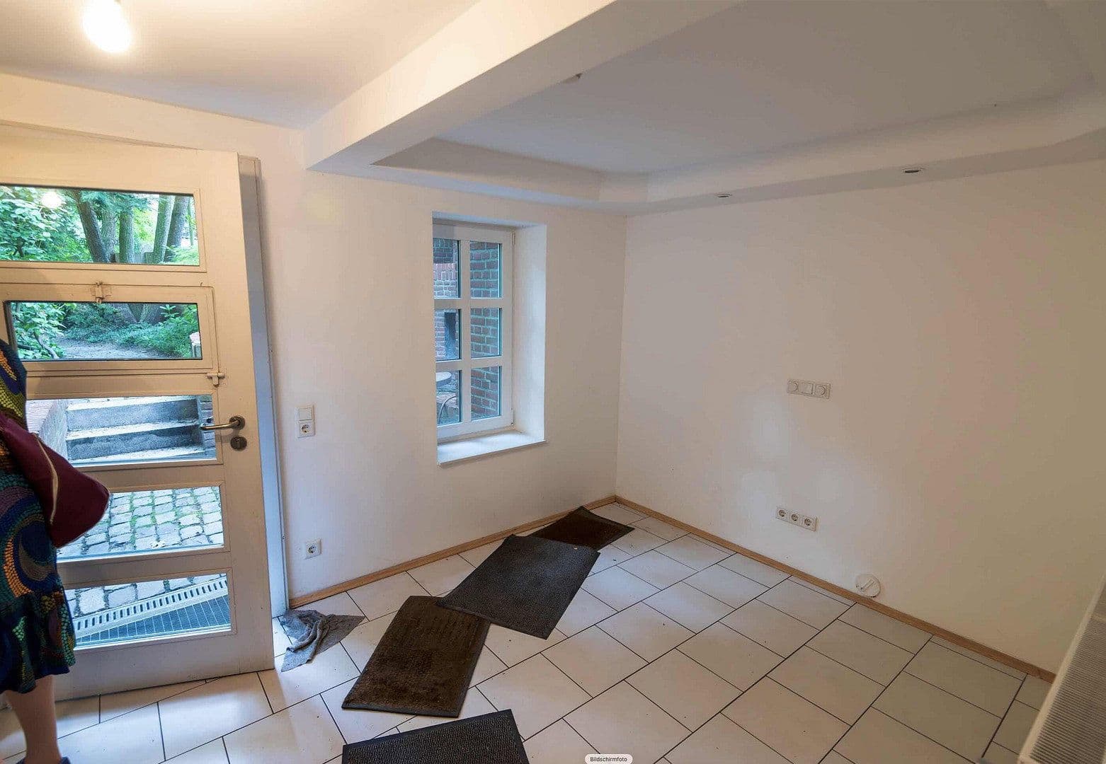 Prenájom domu 100 m², pozemek 363 m², Mörsenbroicher Weg 114a, Düsseldorf, Severné Porýnie - Westfálsko Prenájom domu 100 m², pozemek 363 m², Mörsenbroicher Weg 114a, Düsseldorf, Severné Porýnie - Westfálsko