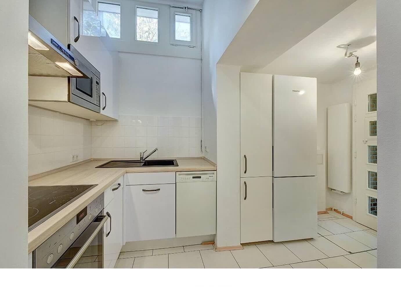 Prenájom domu 100 m², pozemek 363 m², Mörsenbroicher Weg 114a, Düsseldorf, Severné Porýnie - Westfálsko Prenájom domu 100 m², pozemek 363 m², Mörsenbroicher Weg 114a, Düsseldorf, Severné Porýnie - Westfálsko