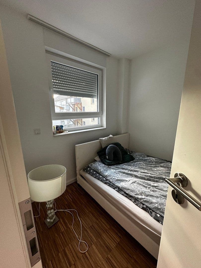 Prenájom bytu 3-izbový 82 m², Gärtnerstraße 39, Mannheim, Bádensko-Wurttembersko Prenájom bytu 3-izbový 82 m², Gärtnerstraße 39, Mannheim, Bádensko-Wurttembersko
