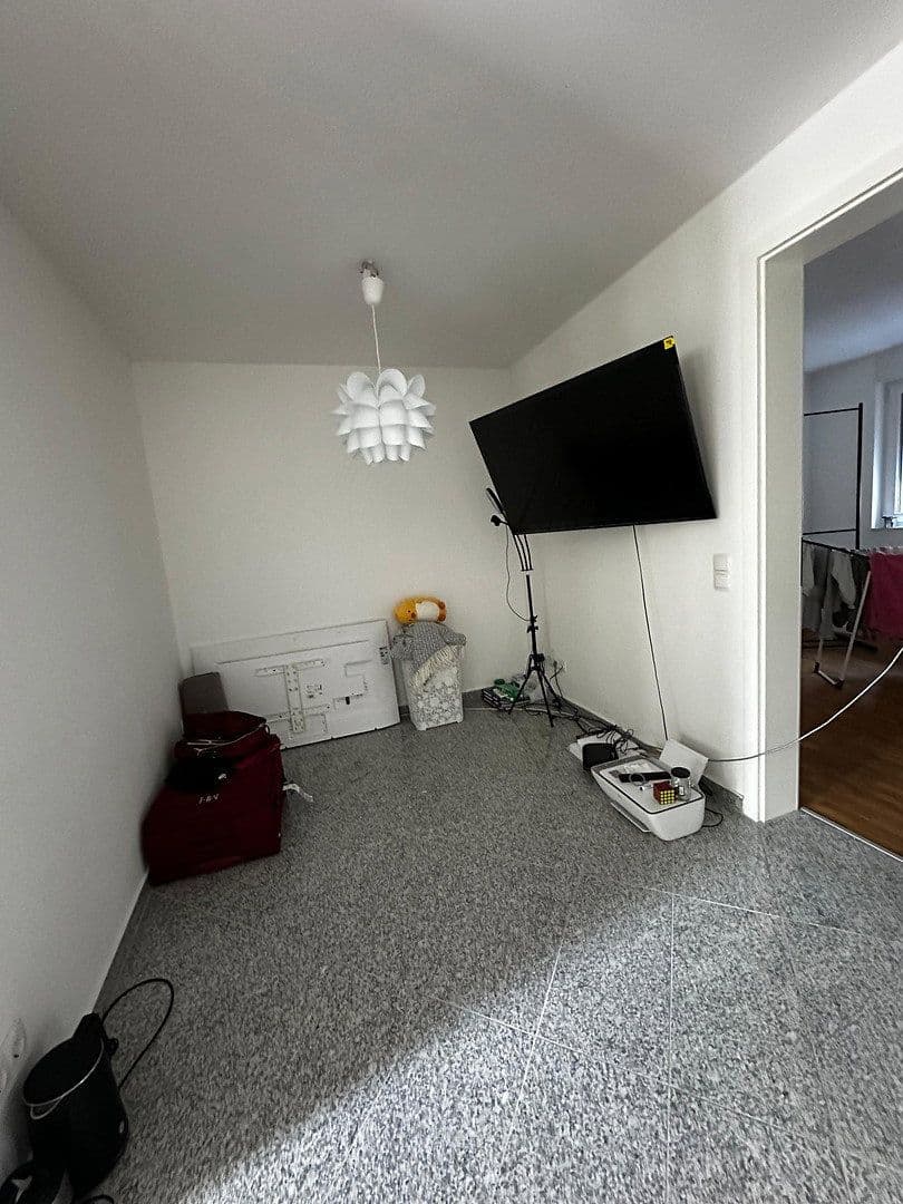 Prenájom bytu 3-izbový 82 m², Gärtnerstraße 39, Mannheim, Bádensko-Wurttembersko Prenájom bytu 3-izbový 82 m², Gärtnerstraße 39, Mannheim, Bádensko-Wurttembersko