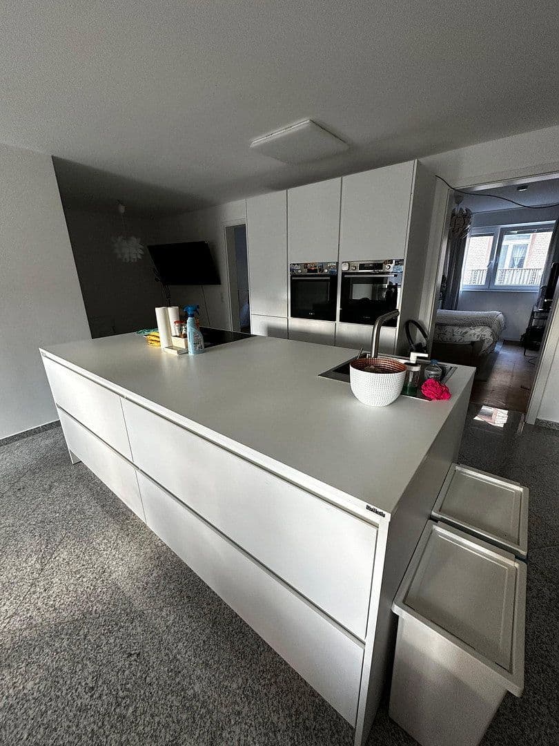 Prenájom bytu 3-izbový 82 m², Gärtnerstraße 39, Mannheim, Bádensko-Wurttembersko Prenájom bytu 3-izbový 82 m², Gärtnerstraße 39, Mannheim, Bádensko-Wurttembersko