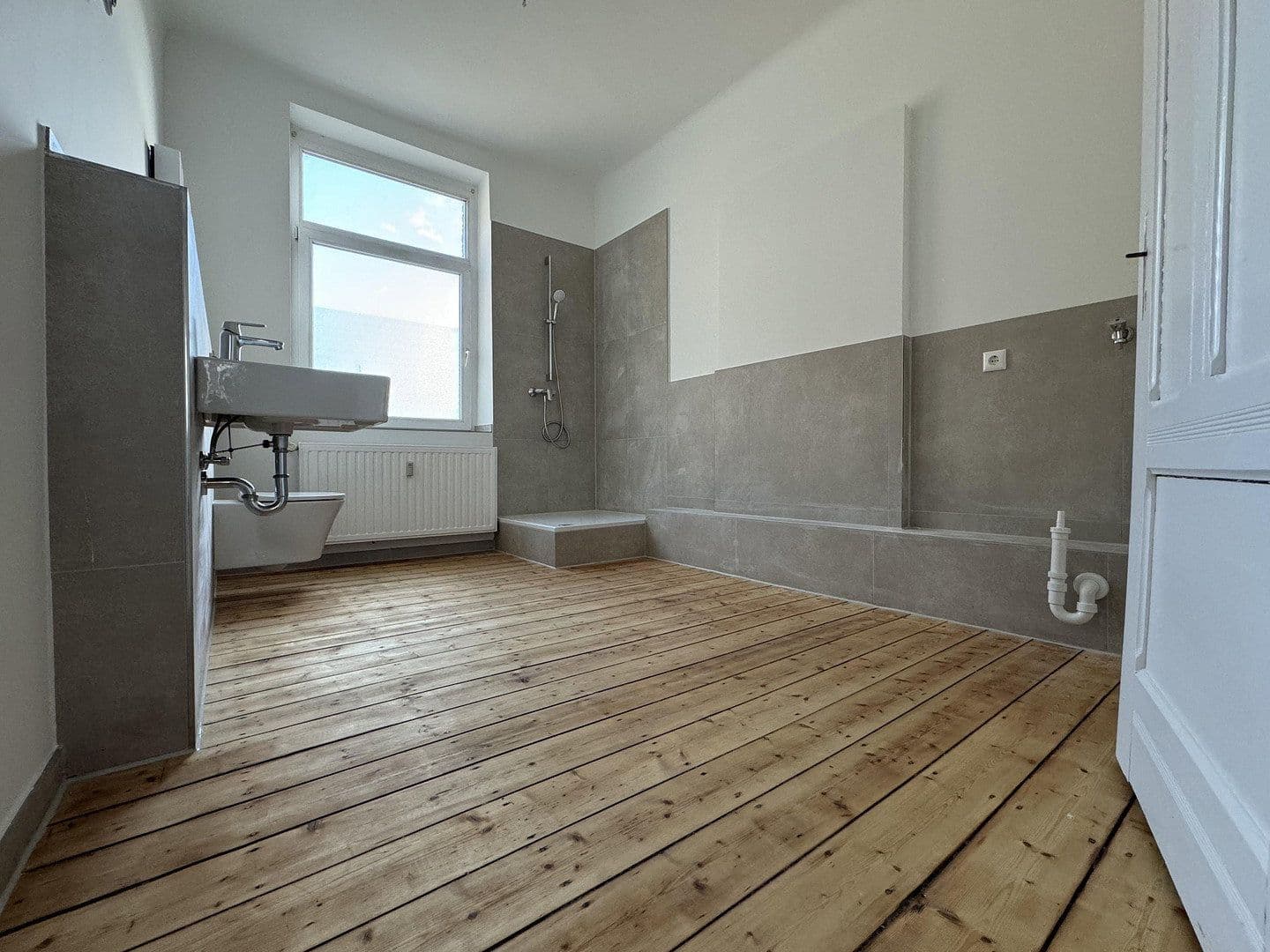 Prenájom bytu 4-izbový 108 m², Herzogenrath, Severné Porýnie - Westfálsko Prenájom bytu 4-izbový 108 m², Herzogenrath, Severné Porýnie - Westfálsko
