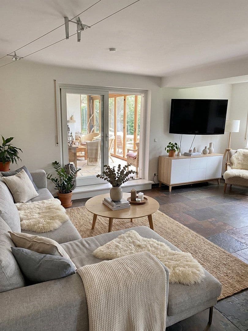 Predaj domu 288 m², pozemek 882 m², Grünwald, Bavorsko Predaj domu 288 m², pozemek 882 m², Grünwald, Bavorsko