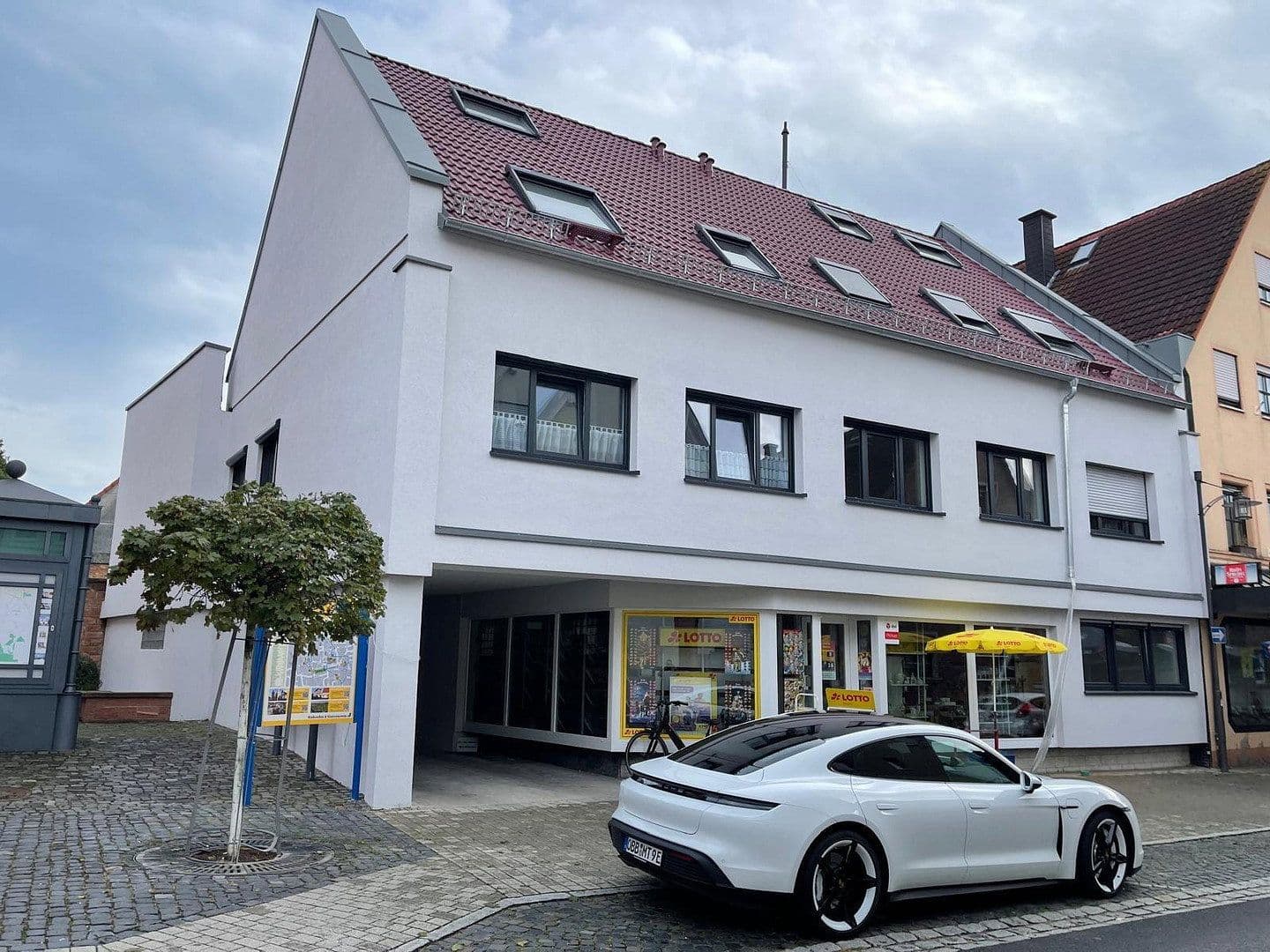 Prenájom bytu 2-izbový 83 m², Breite Straße 56, Großostheim, Bavorsko Prenájom bytu 2-izbový 83 m², Breite Straße 56, Großostheim, Bavorsko