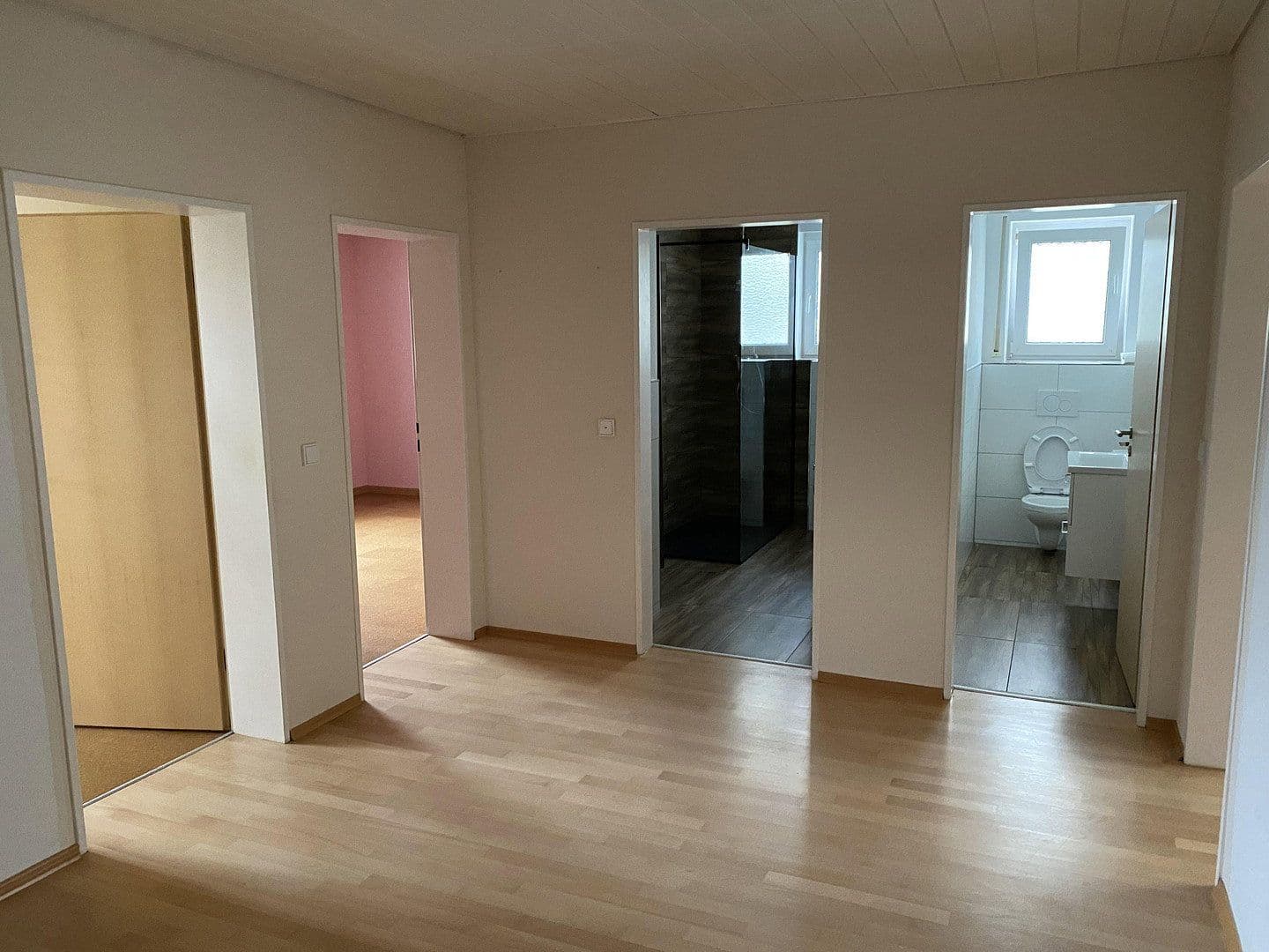 Prenájom bytu 4-izbový 122 m², Thomas-Mann-Str. 12, Bruchköbel, Hesensko Prenájom bytu 4-izbový 122 m², Thomas-Mann-Str. 12, Bruchköbel, Hesensko