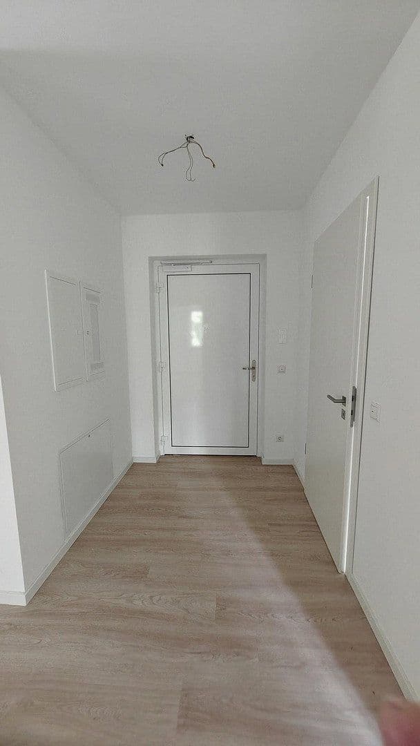 Prenájom bytu 4-izbový 90 m², Friedhofstraße 3, Oberkotzau, Bavorsko Prenájom bytu 4-izbový 90 m², Friedhofstraße 3, Oberkotzau, Bavorsko