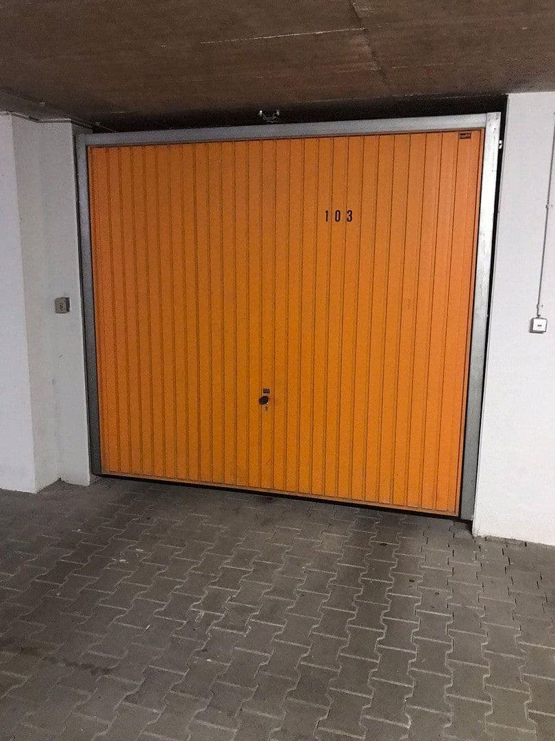 Prenájom bytu 3-izbový 73 m², Oppenheimer Str. 11, Stuttgart, Bádensko-Wurttembersko Prenájom bytu 3-izbový 73 m², Oppenheimer Str. 11, Stuttgart, Bádensko-Wurttembersko