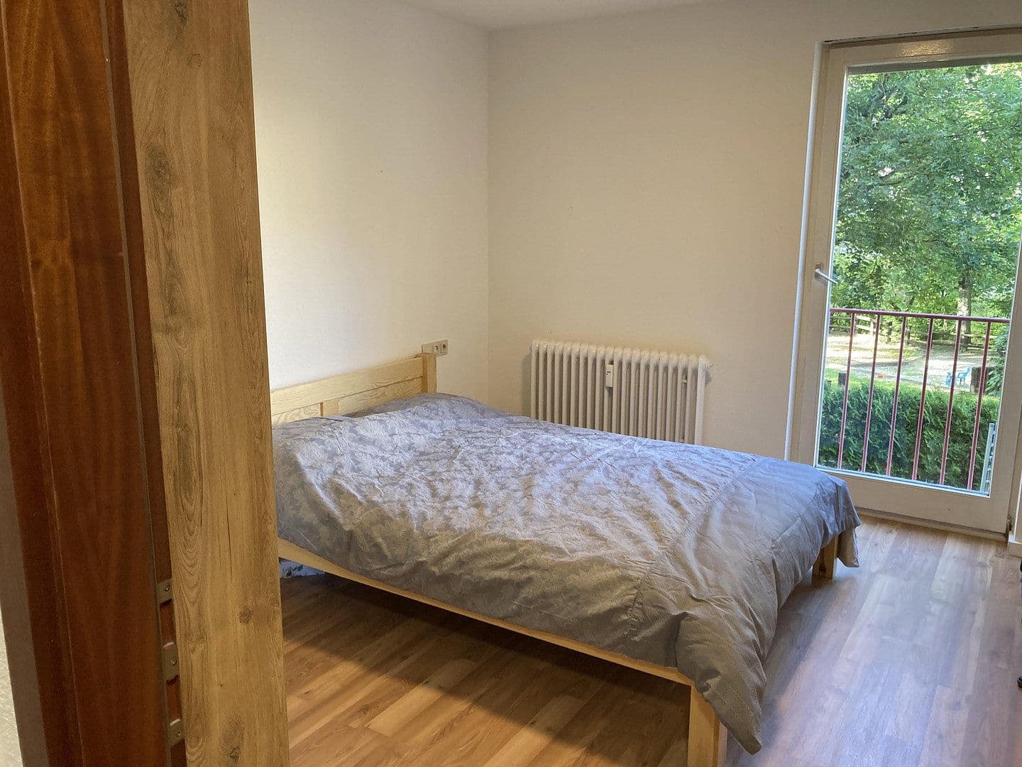 Prenájom bytu 3-izbový 73 m², Oppenheimer Str. 11, Stuttgart, Bádensko-Wurttembersko Prenájom bytu 3-izbový 73 m², Oppenheimer Str. 11, Stuttgart, Bádensko-Wurttembersko